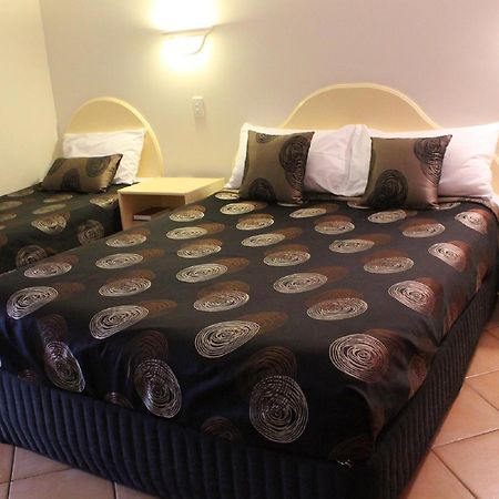 Rocky Gardens Motor Inn Rockhampton Room photo