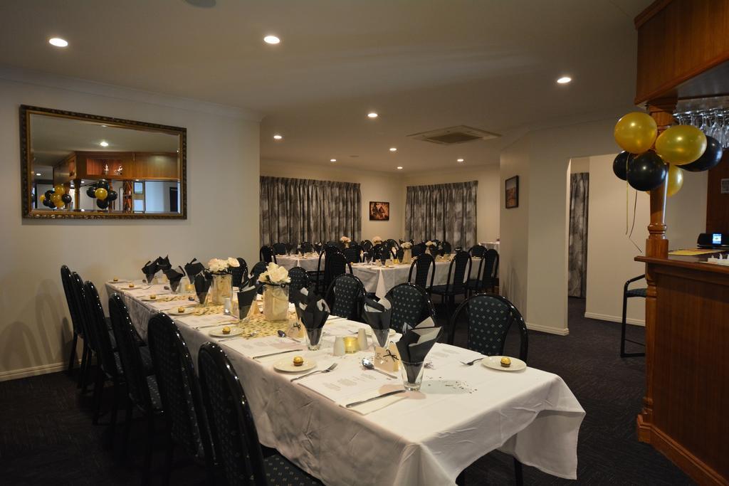 Rocky Gardens Motor Inn Rockhampton Exterior photo