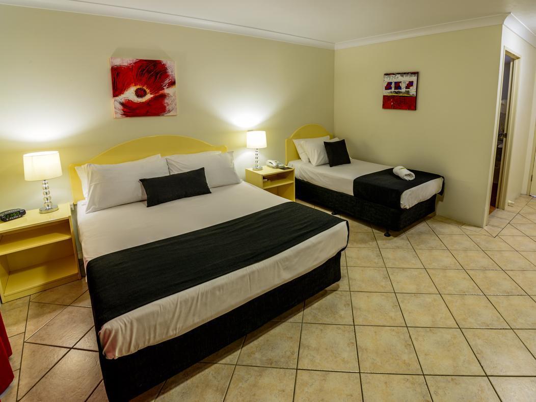 Rocky Gardens Motor Inn Rockhampton Exterior photo
